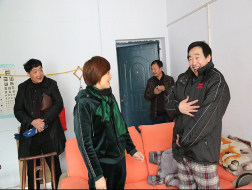 宜昌市侨联开展寒冬送温暖活动