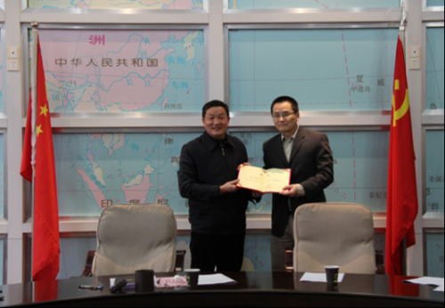 美国侨胞张汉军博士受聘湖北师范大学“磁湖学者”讲座教授