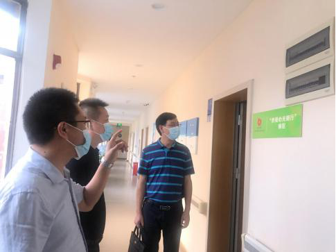 省侨联、仙桃市侨联为困难侨眷  捐赠助听器