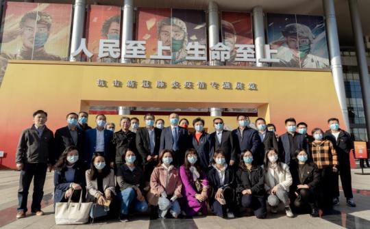 省侨联组织参观  “人民至上生命至上”抗疫专题展