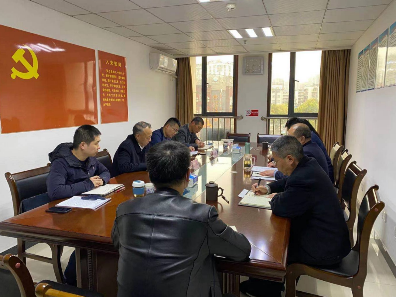 宜昌市委常委王均成调研侨联工作