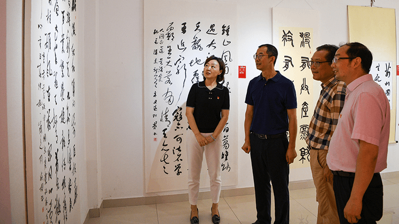 西陵区庆祝建党百年主题书画作品展开幕