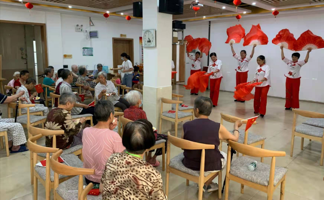 猇亭区侨联开展“爱在统战家 情暖夕阳红”主题志愿服务活动