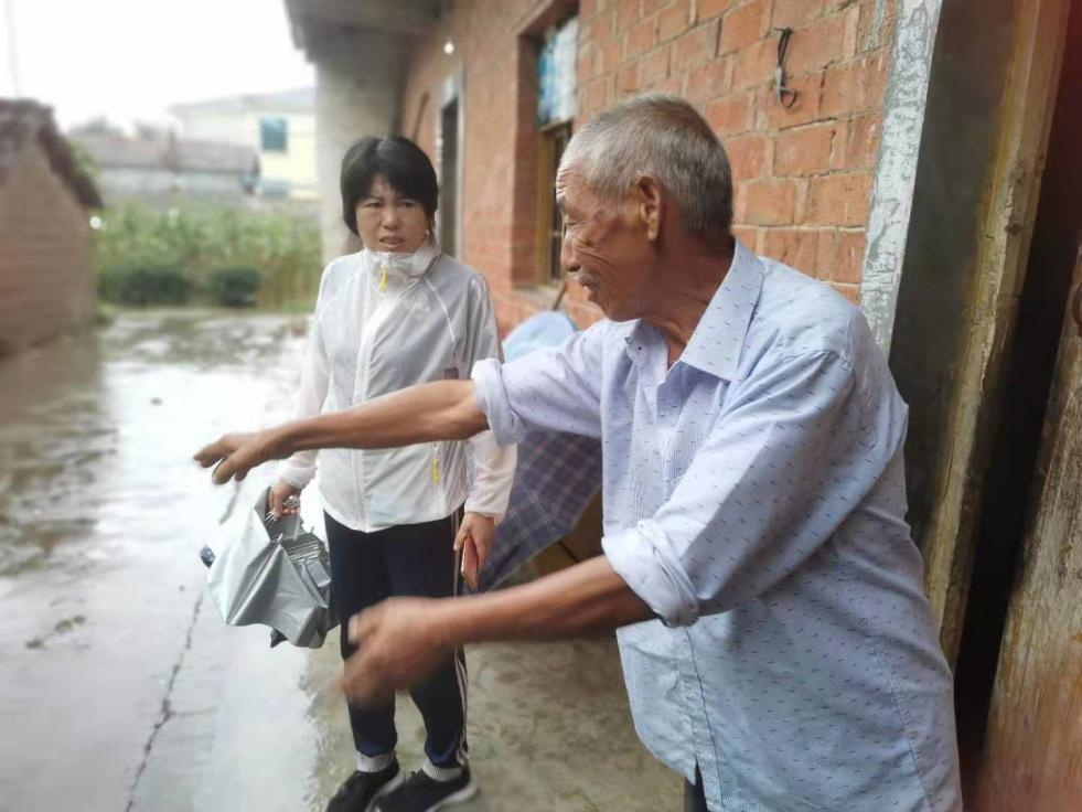 襄阳市侨联：驻村帮扶担使命 防汛救灾践初心