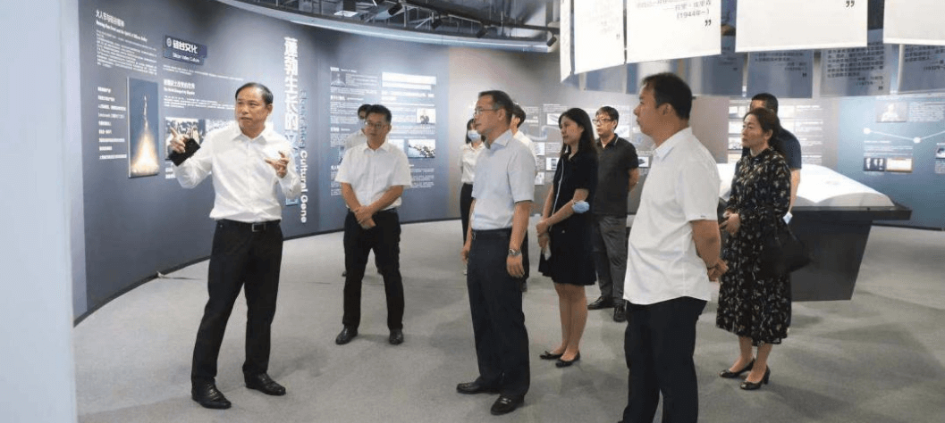 吴朝安调研硅谷小镇科技园