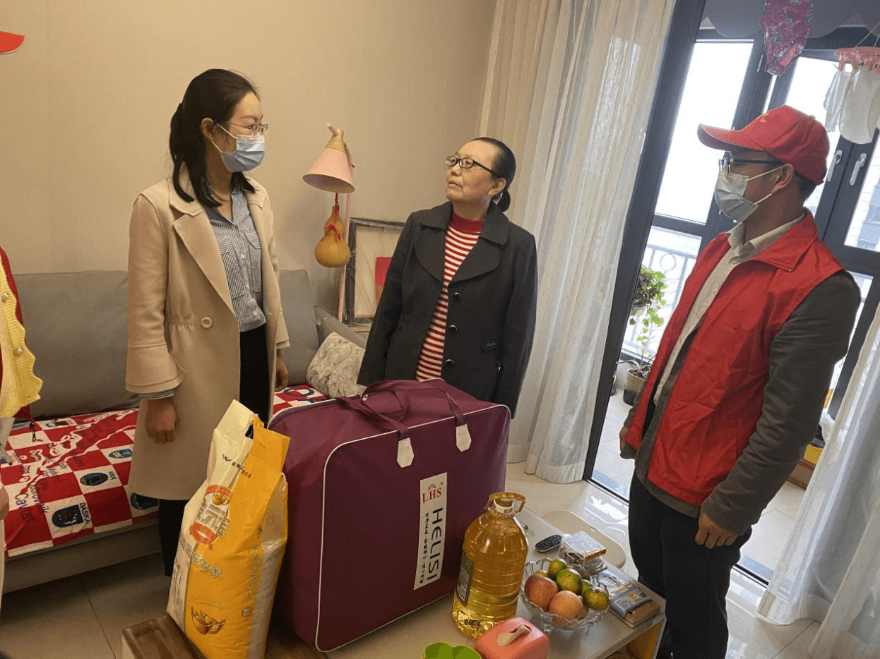 荆州区侨联开展“情暖重阳、爱心敬老”慰问活动