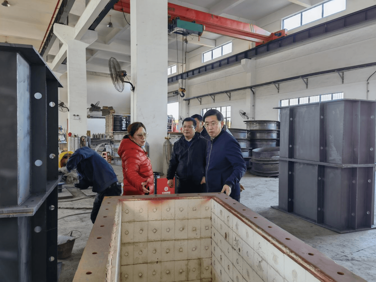 咸宁市委常委、统战部部长梁细林调研走访侨资企业