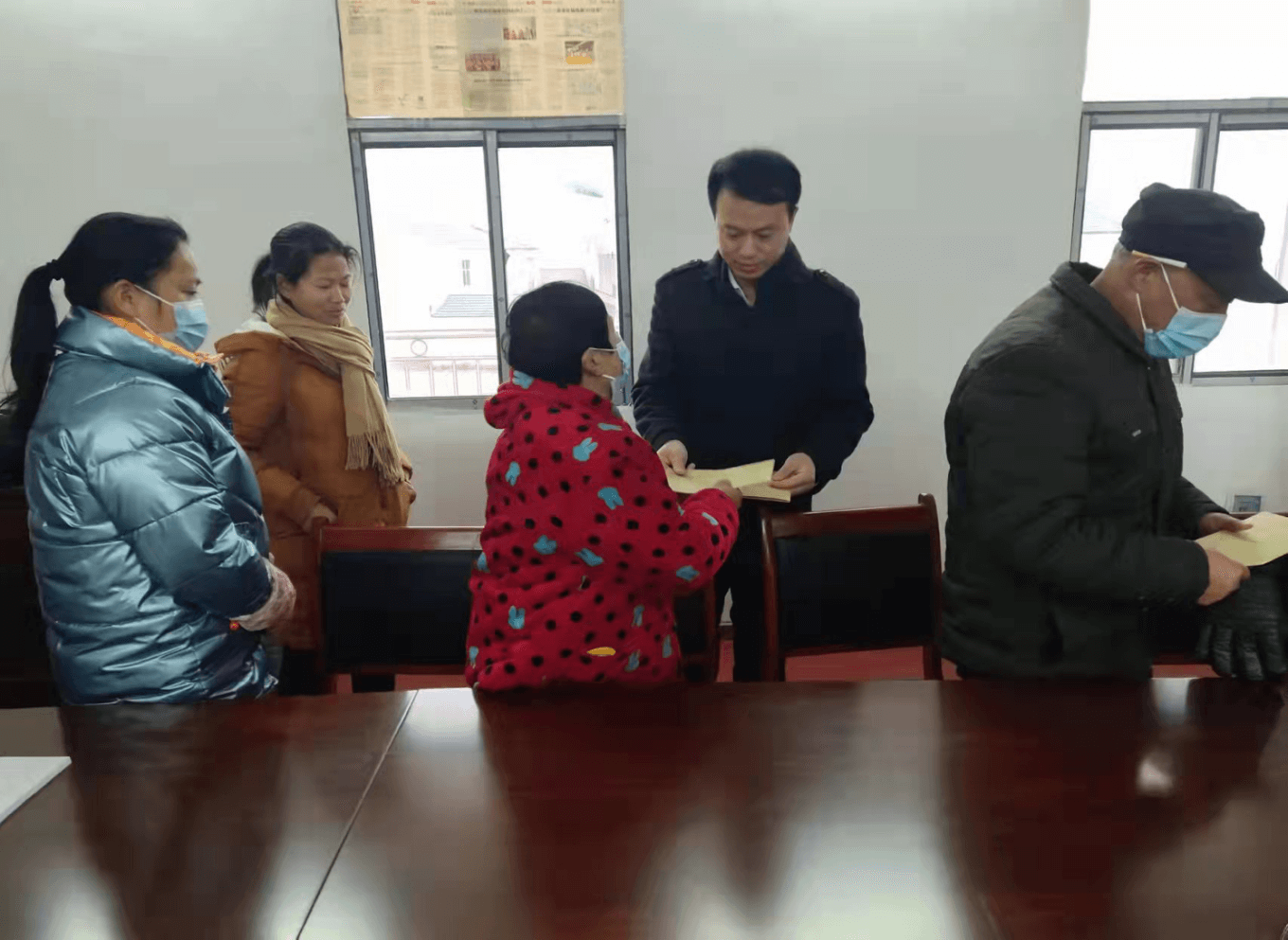 孝昌县侨联走访慰问困难侨眷
