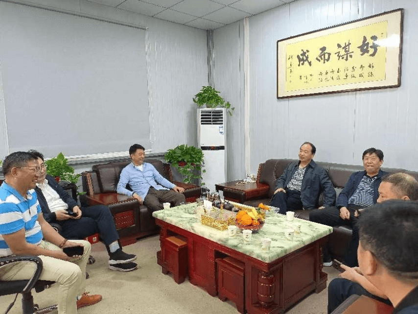 孝感市侨联：助力侨企发展  推动校企融合