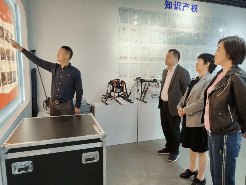 襄阳市侨联赴武汉招商引资