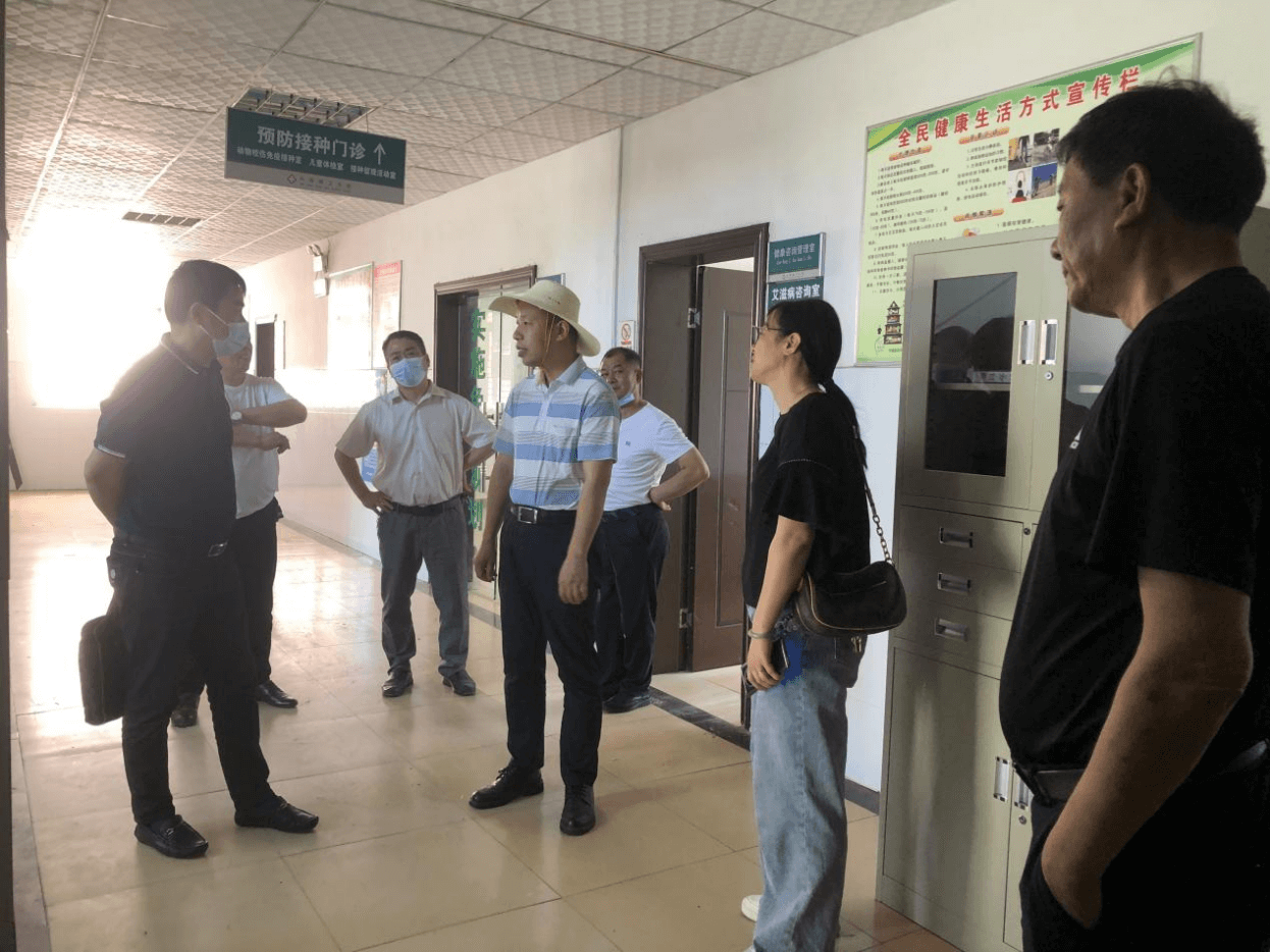 天门市侨联党组书记程诗舫到马湾镇调研基层侨联组织建设情况