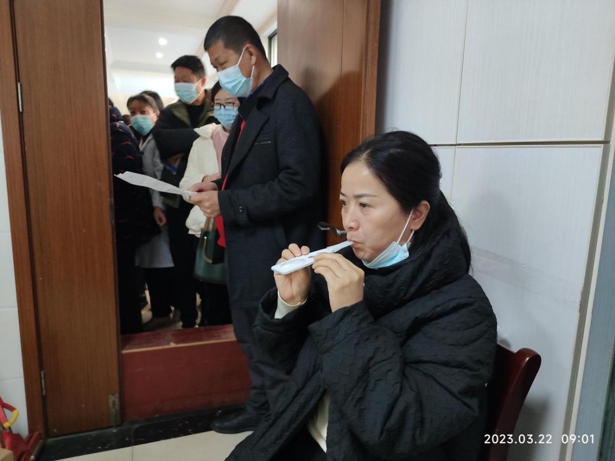 孝昌县侨联开展“送健康 暖侨心” 免费体检活动