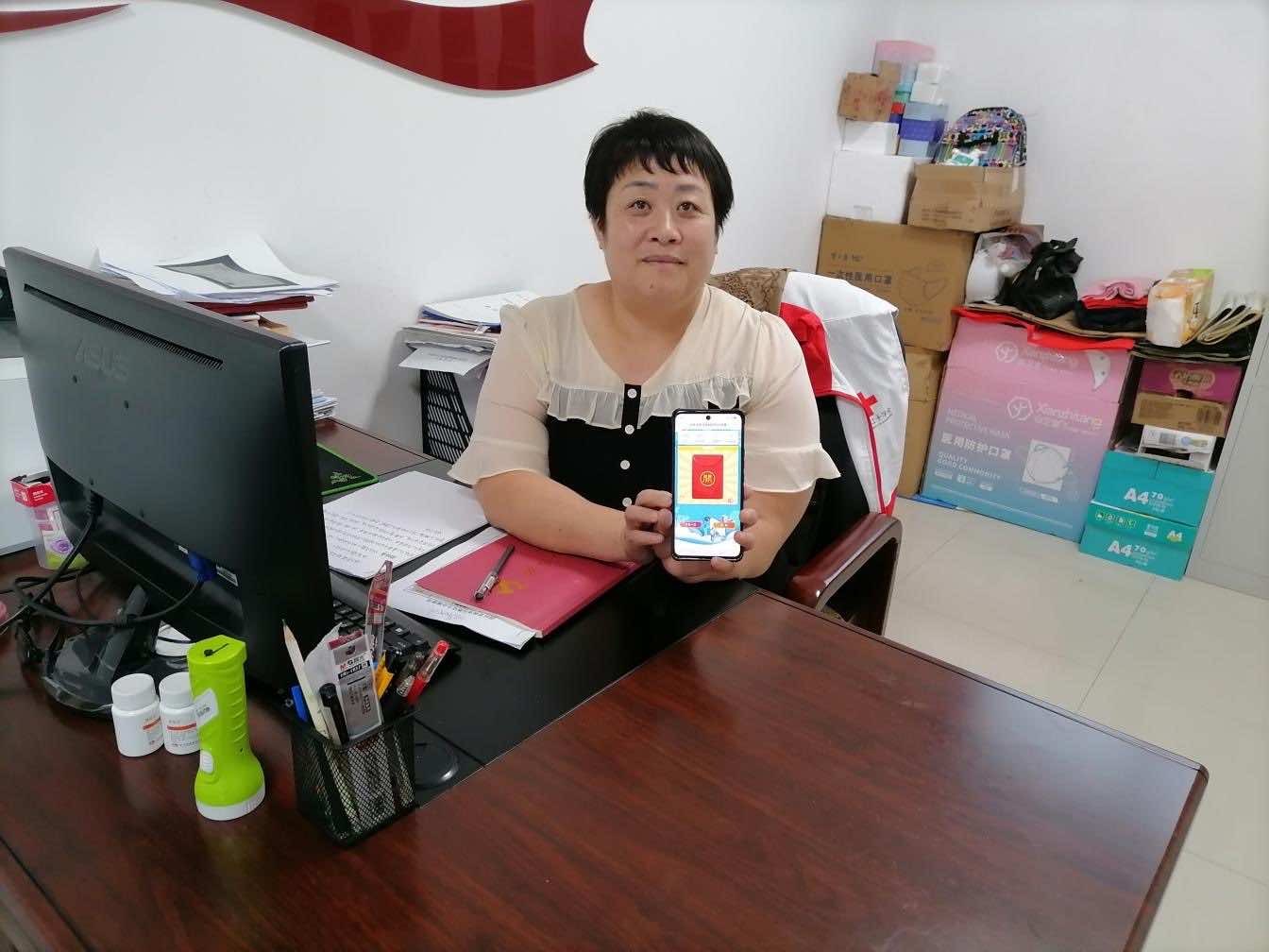 宜城市宋玉社区积极参与侨法知识竞赛
