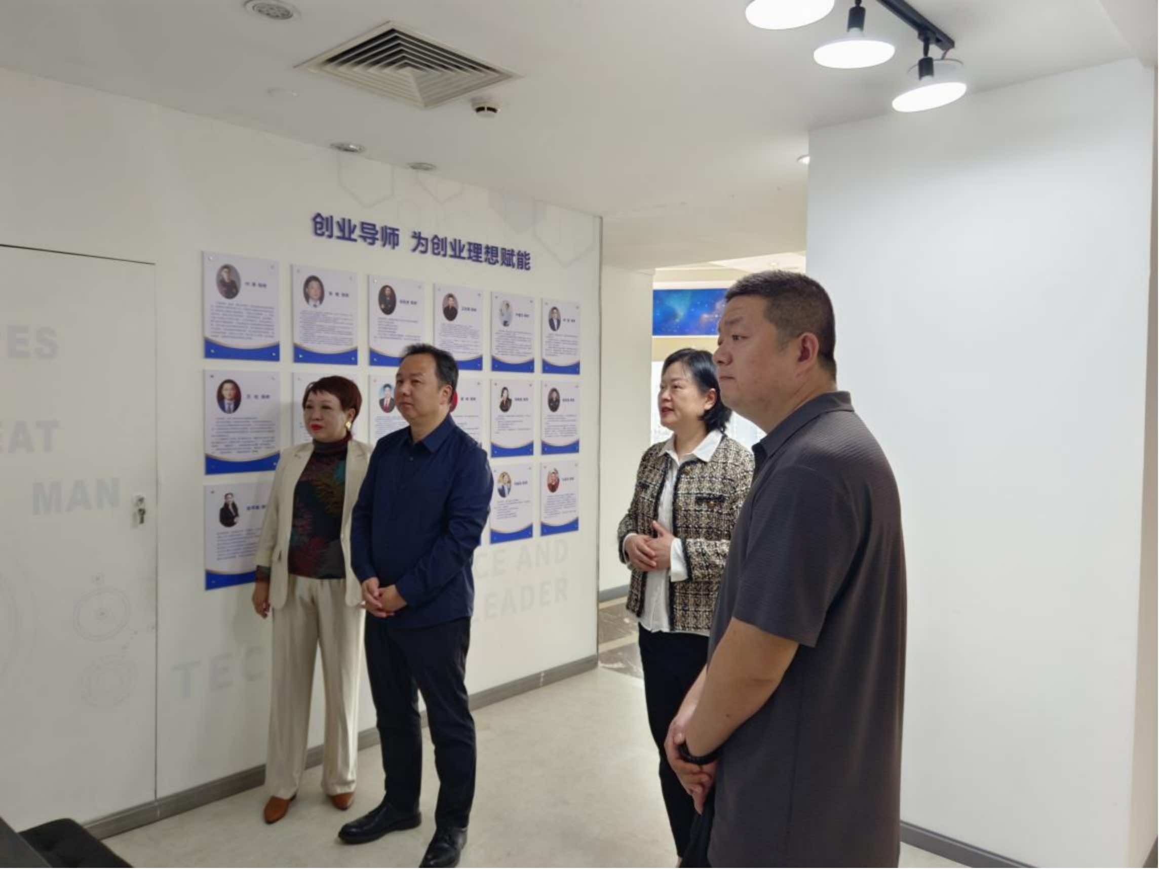 侯继文赴光谷侨资企业调研双创工作