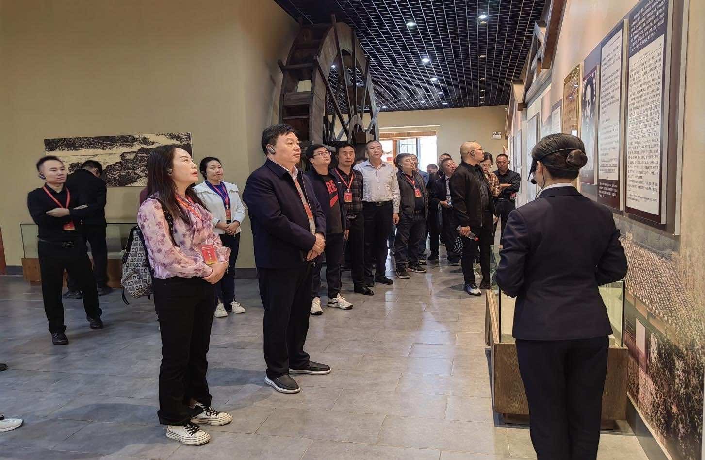 保康县举办统一战线侨界代表人士 理想信念教育培训班