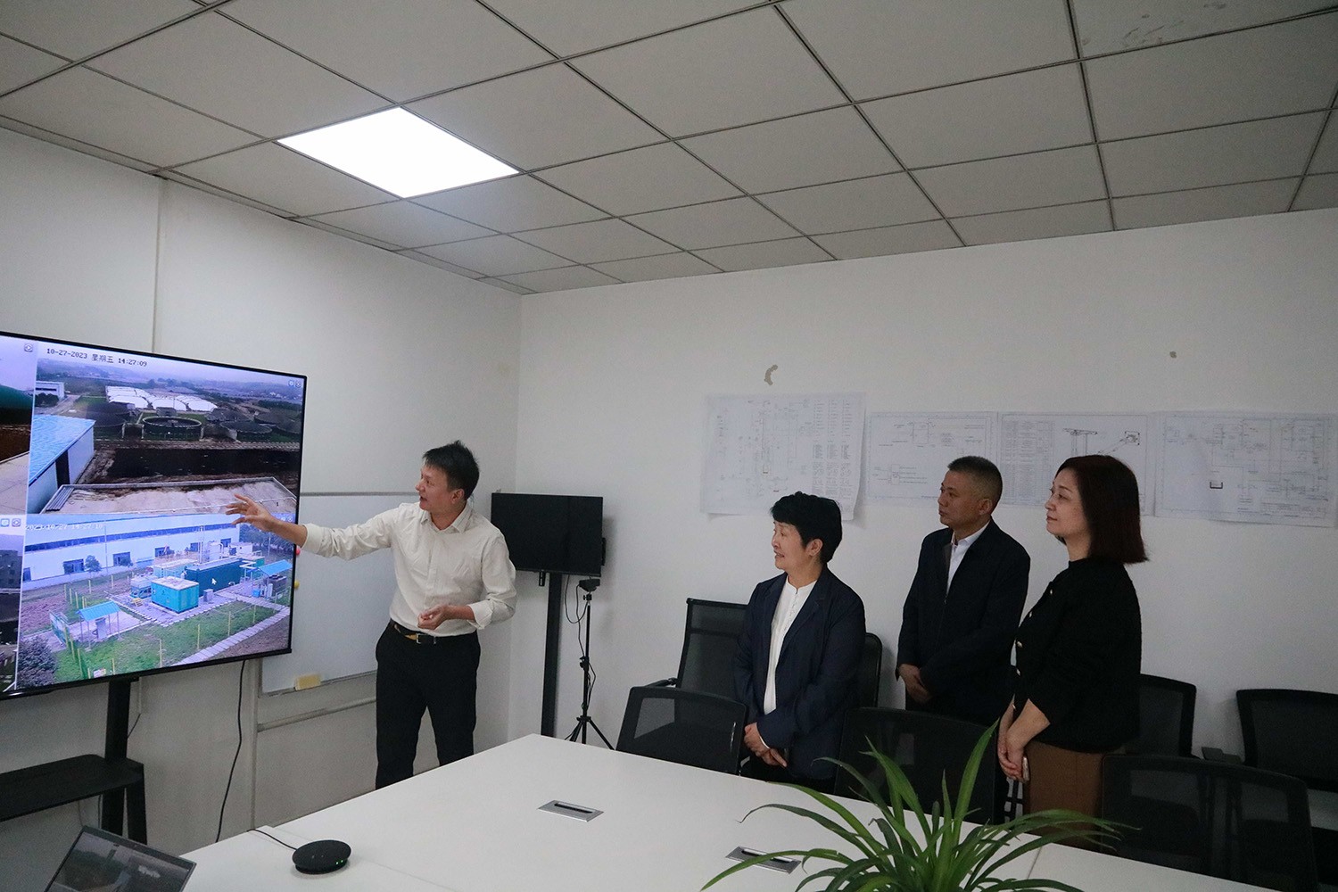 襄阳市侨联开展涉侨知识产权创造保护调研培训活动暨法治体检进侨企