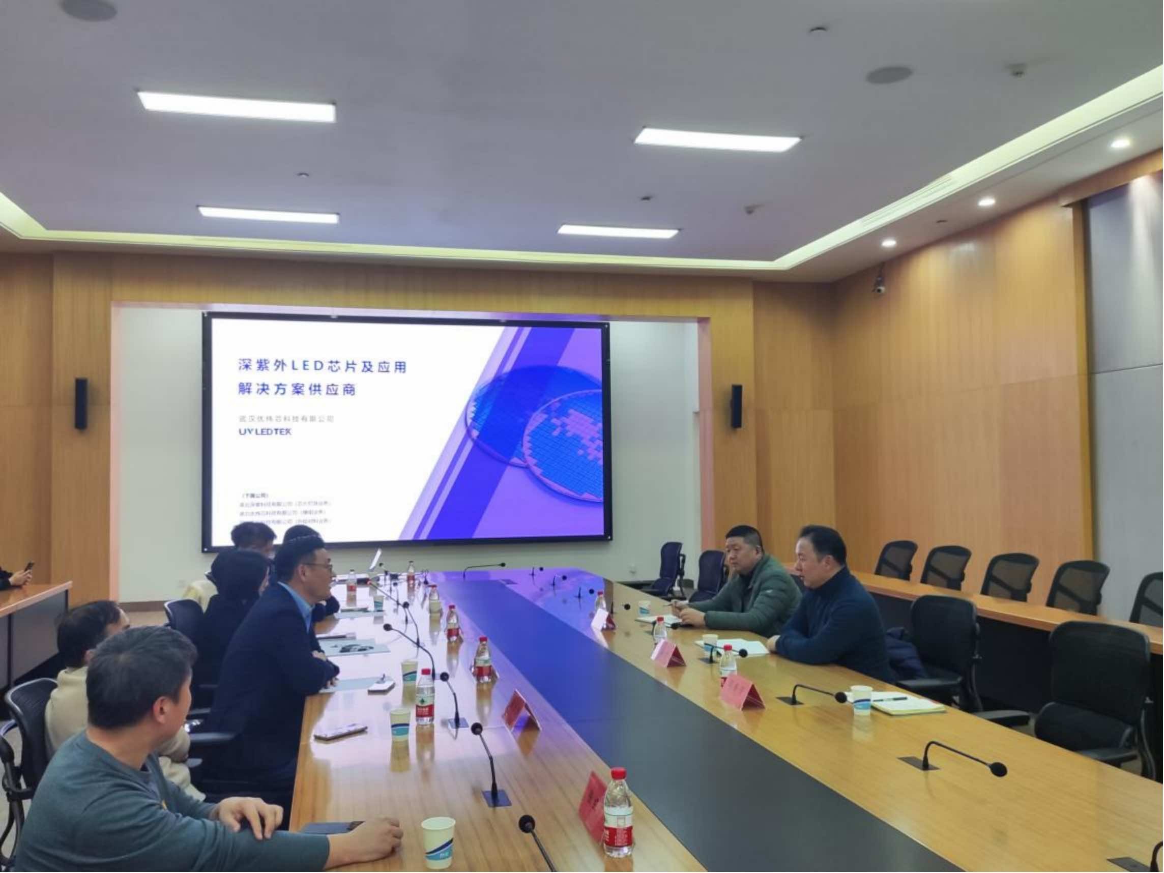 侯继文在武汉市走访调研侨资企业