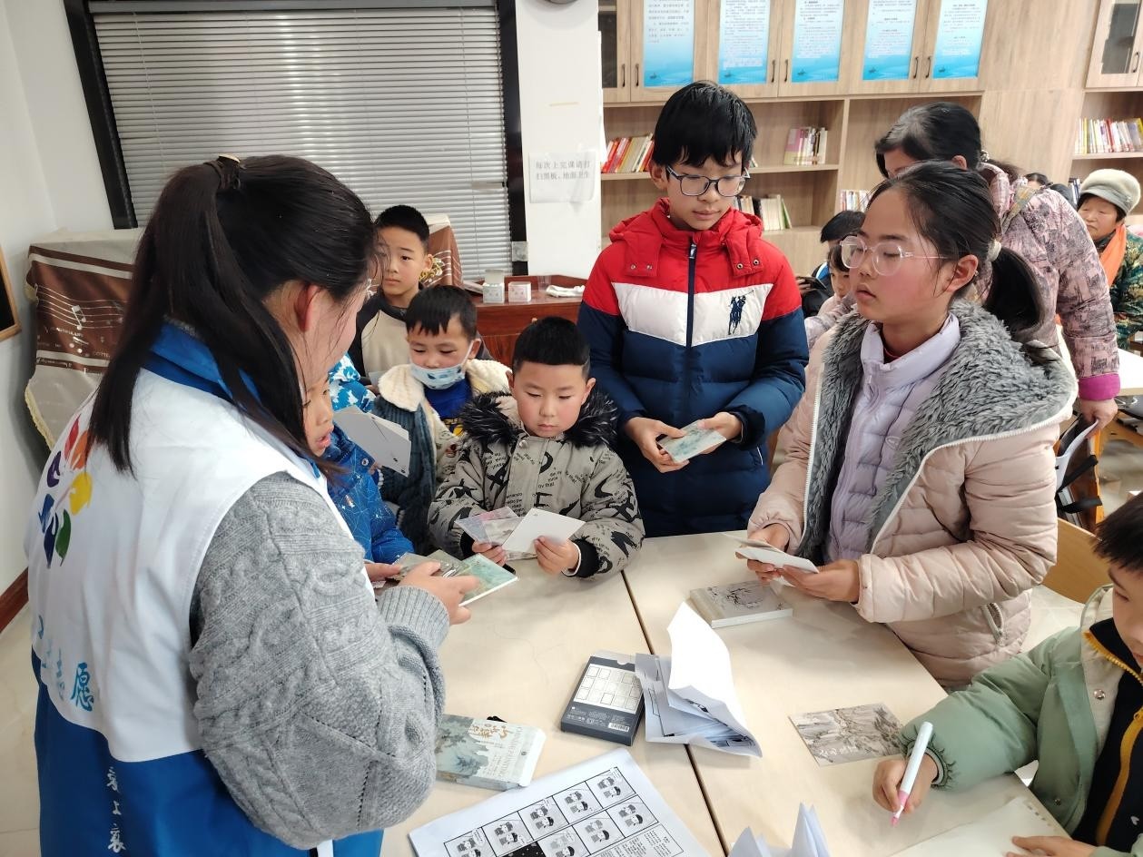 襄阳市襄城区铁佛寺社区“侨胞之家”：传承传统文化 诗词浸润童心