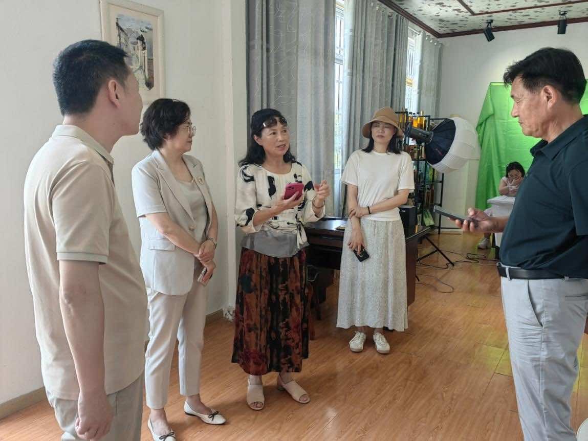 墨尔本大味餐饮集团有限公司来监考察 助力监利农副产品拓展海外市场