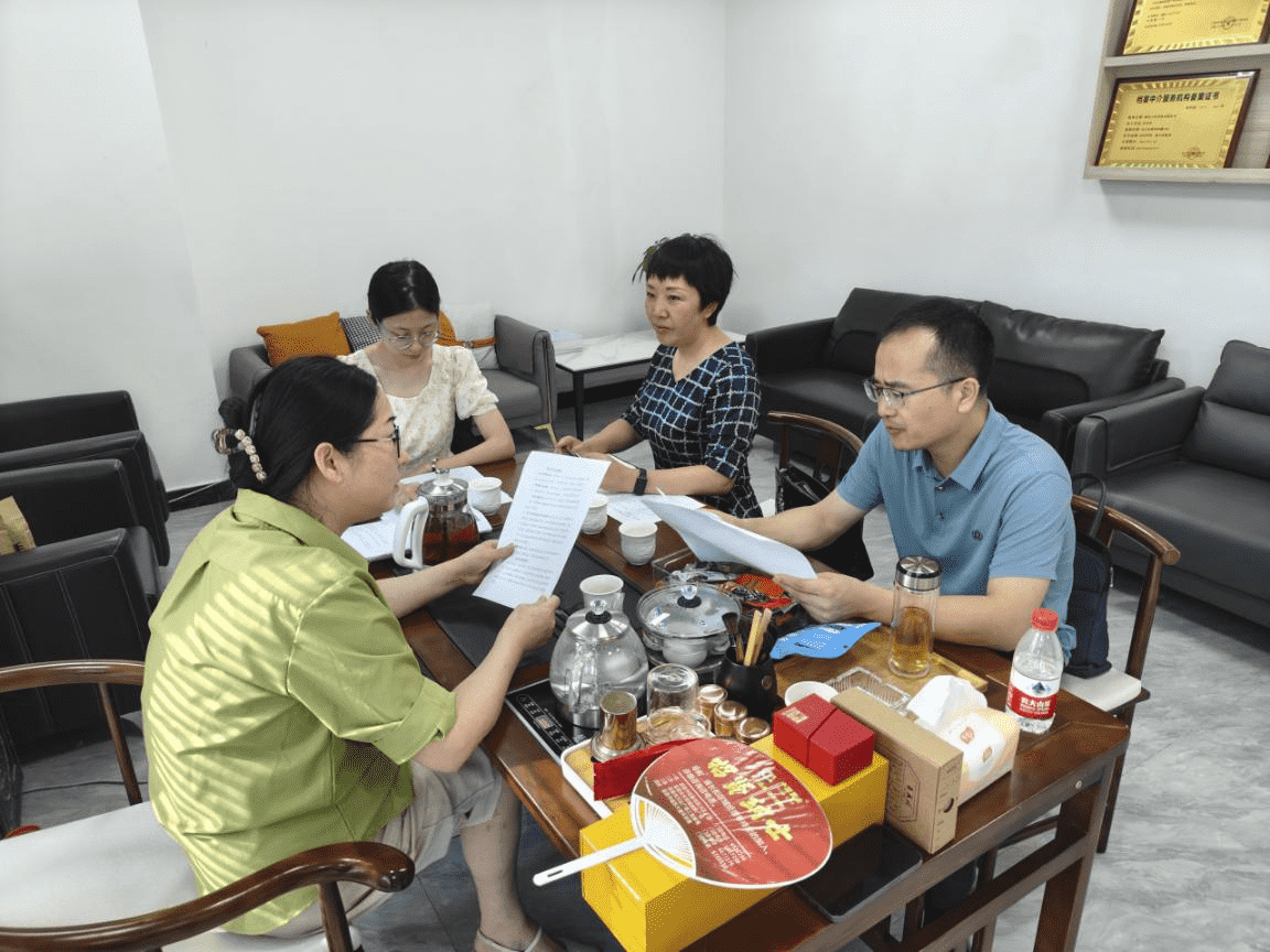 西陵区侨联深入企业宣讲党的二十届三中全会精神