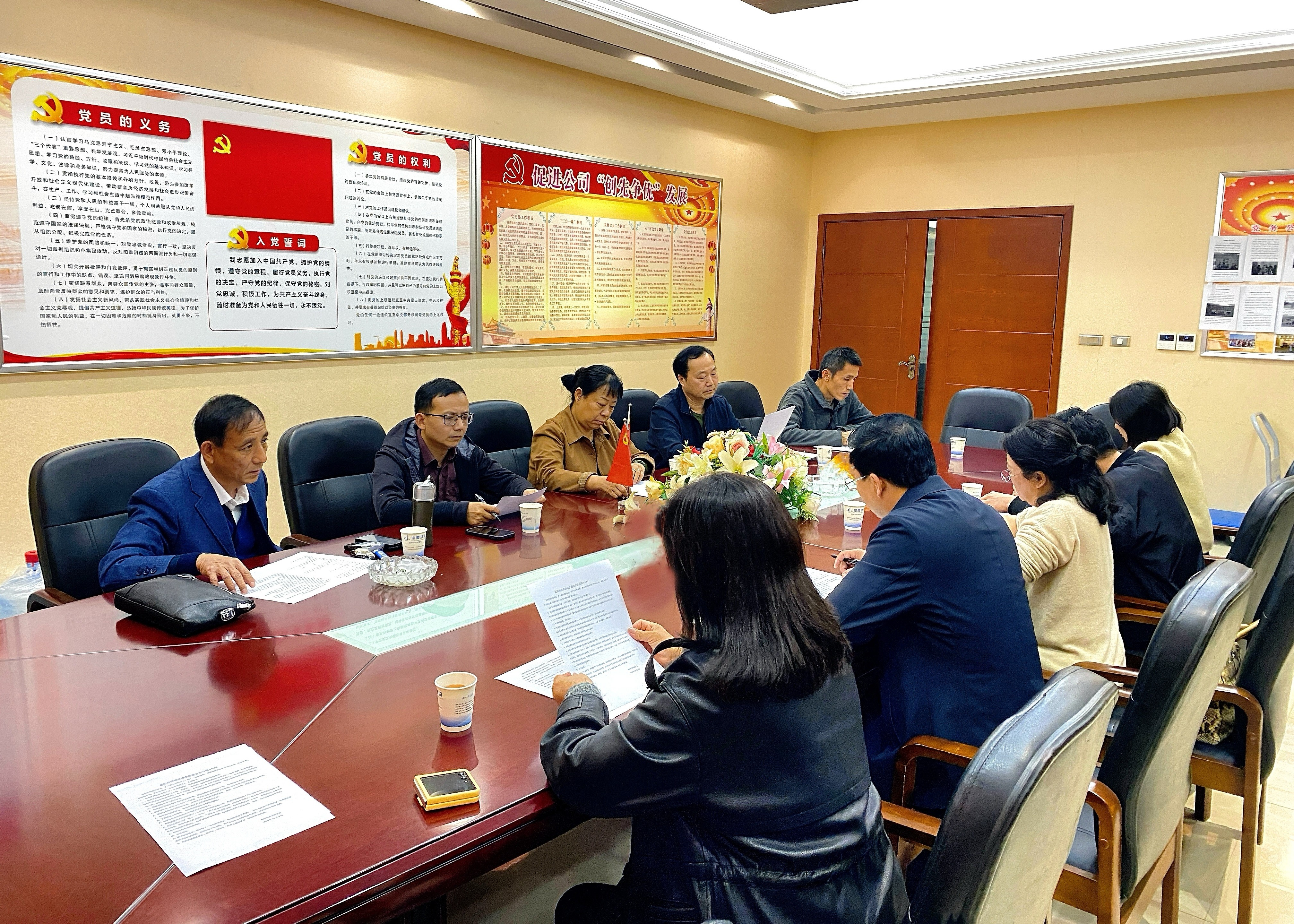 襄阳市侨联召开座谈会传达学习习近平总书记考察湖北重要讲话精神