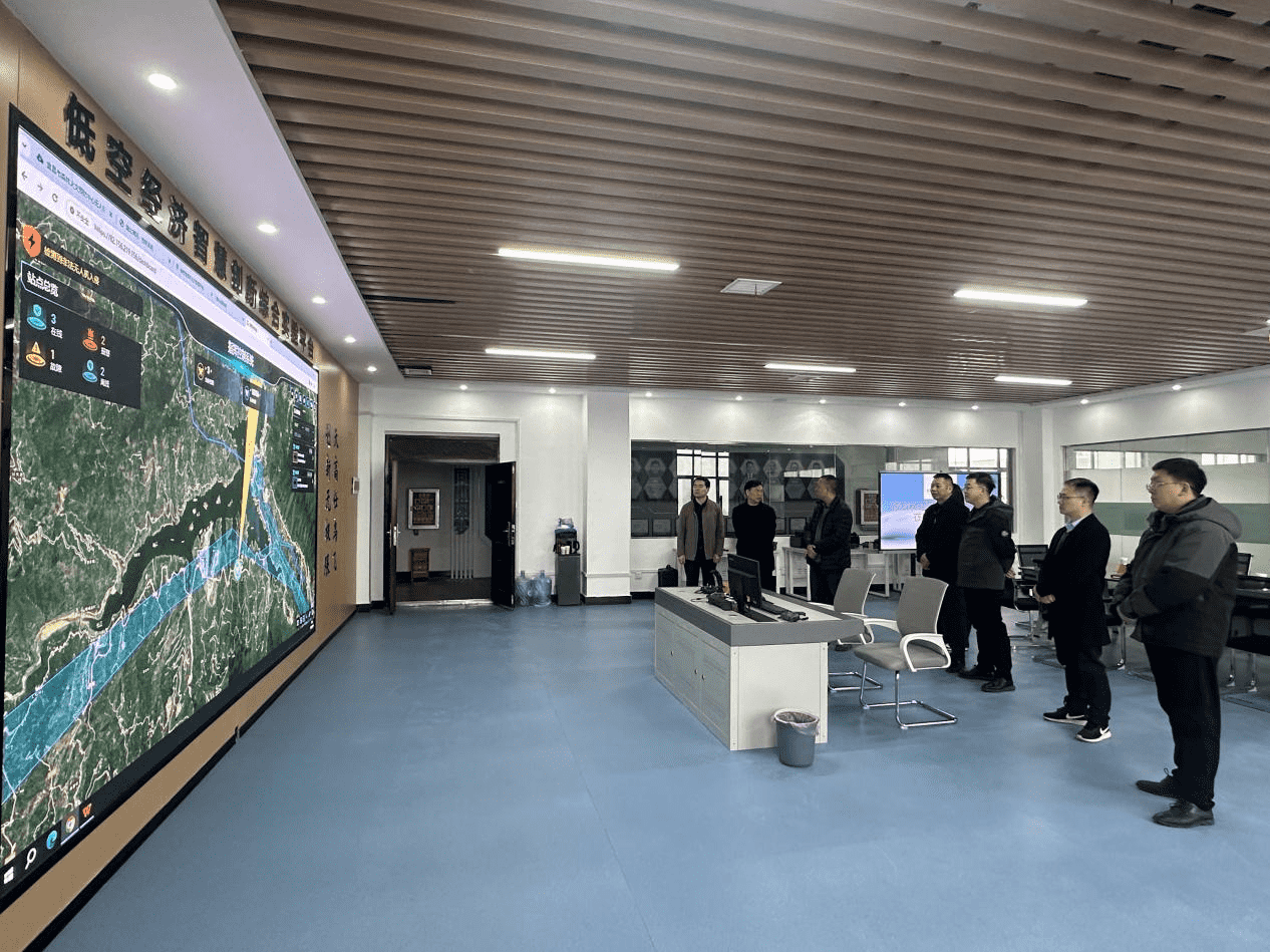宜昌市侨联赴三峡低空经济研究院调研