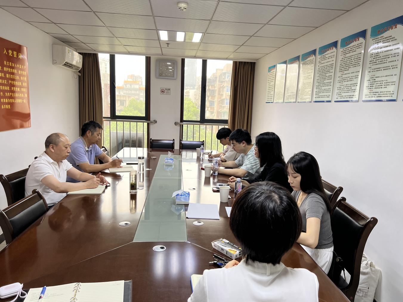 宜昌侨青会赴市侨联汇报工作