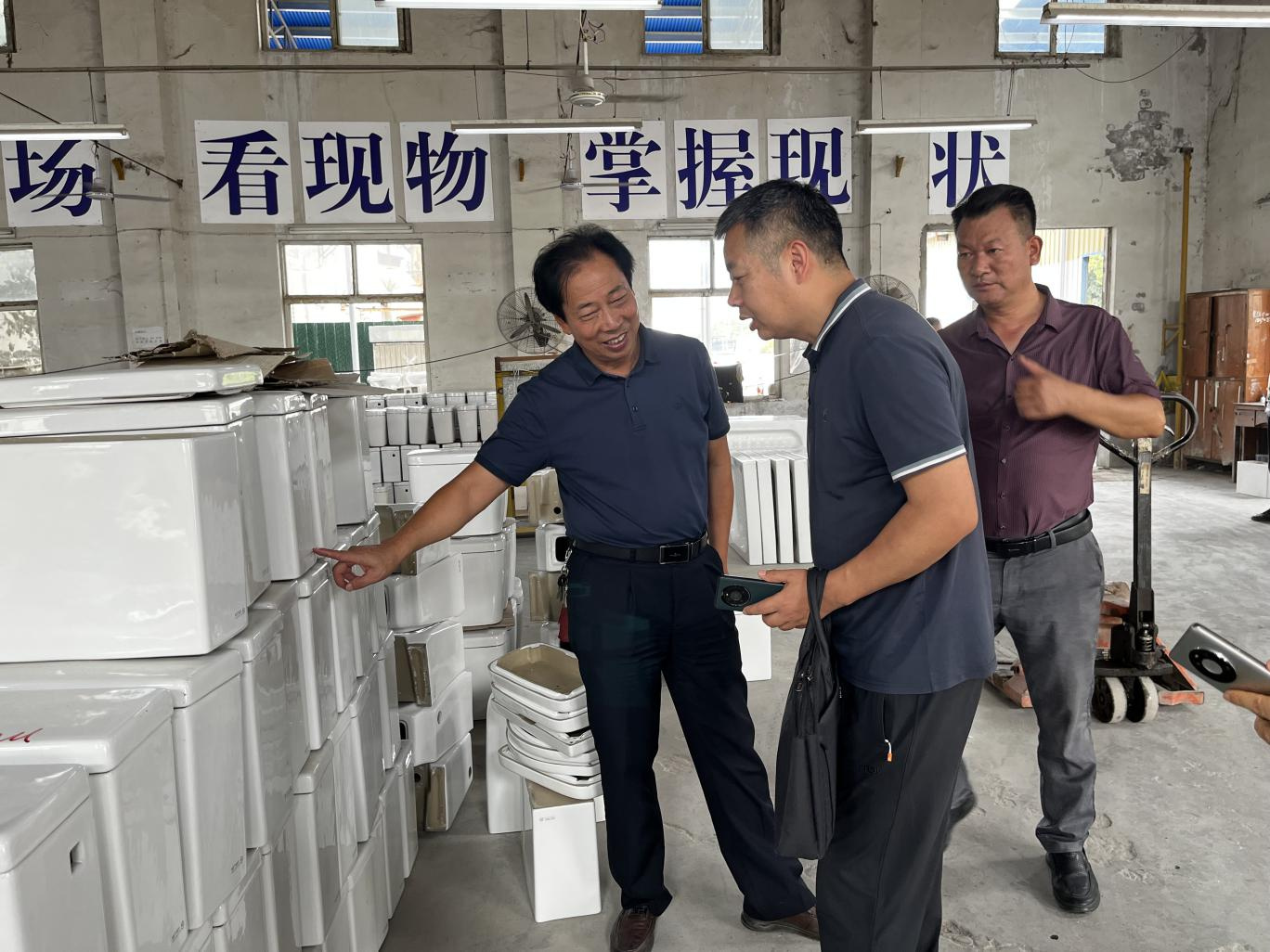 宜昌市侨联深入产业一线调研精准助力 “千企万品出海”行动落地
