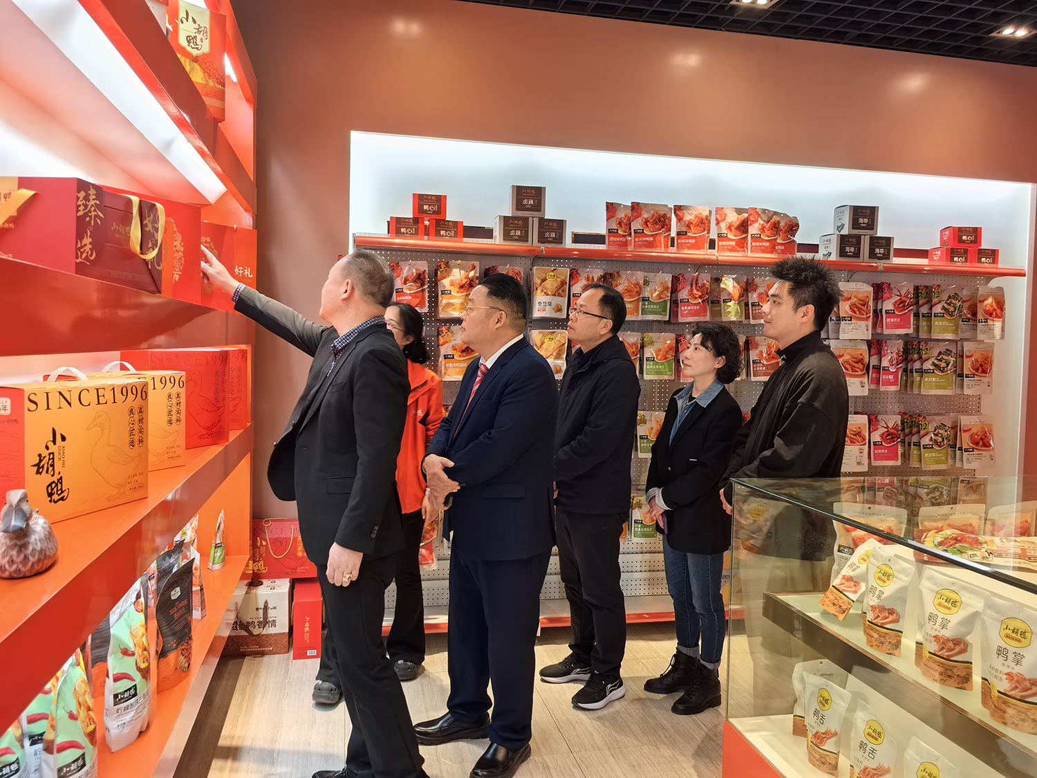 “越南侨领荆州行”活动成功举行