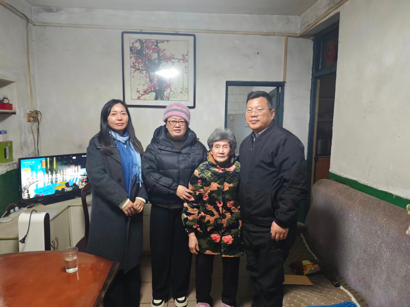 咸宁市侨联开展春节走访慰问活动为归侨侨眷送上“娘家人”的温暖