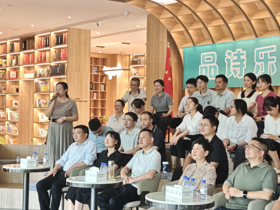 宜昌夷陵区侨联开展“品诗乐国风 聚侨界同心”中国艺术歌曲赏析活动