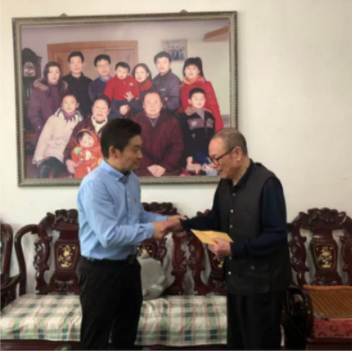 月满中秋 情暖侨心——石首市侨联开展中秋走访慰问归侨侨眷活动